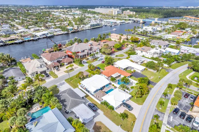 $5,700 | 348 Southeast 18th Avenue, Deerfield Beach, FL 33441