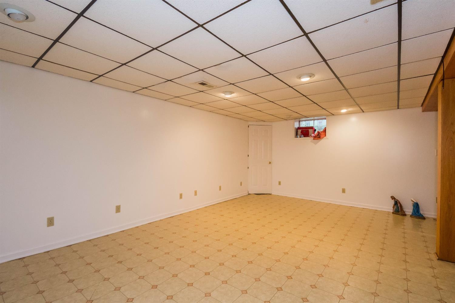 135 Rugby Road Lexington, KY 40504 - Photo 23 of 38 Photo 23