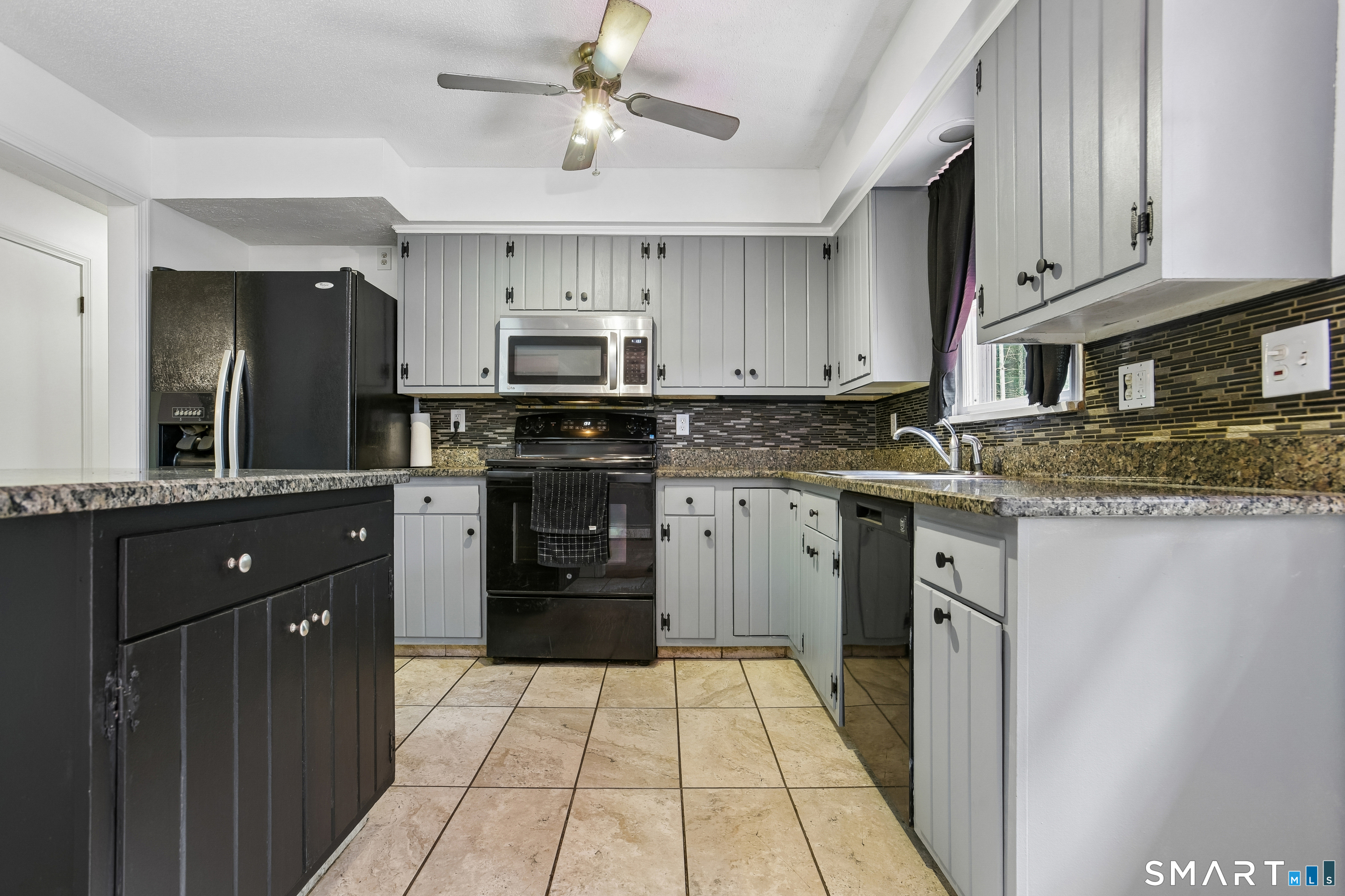139 Puddin Lane Mansfield, CT 06250 - Photo 6 of 28