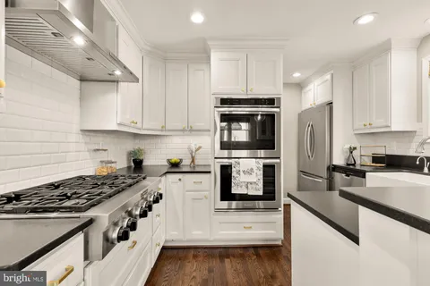 $1,375,000 | 4823 Yuma Street Northwest, Washington, DC 20016