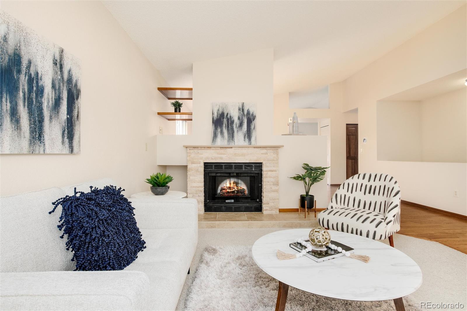13 Sutherland Court Highlands Ranch, CO 80130 - Photo 5 of 38 Gallery Image 5