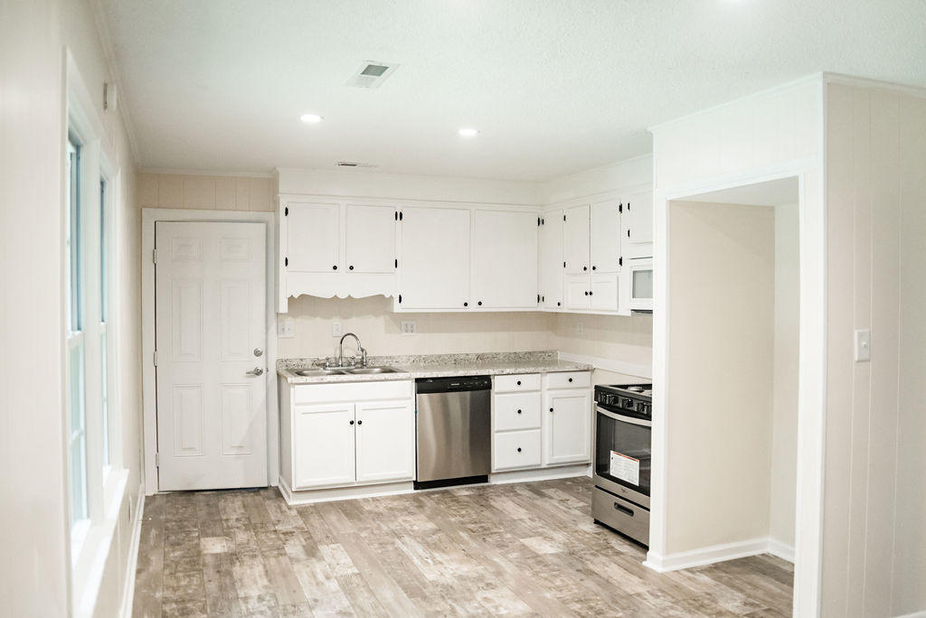 1017 Miles Jamison Road Summerville, SC 29485 - Photo 12 of 18 BPP.1017MilesJamison-14