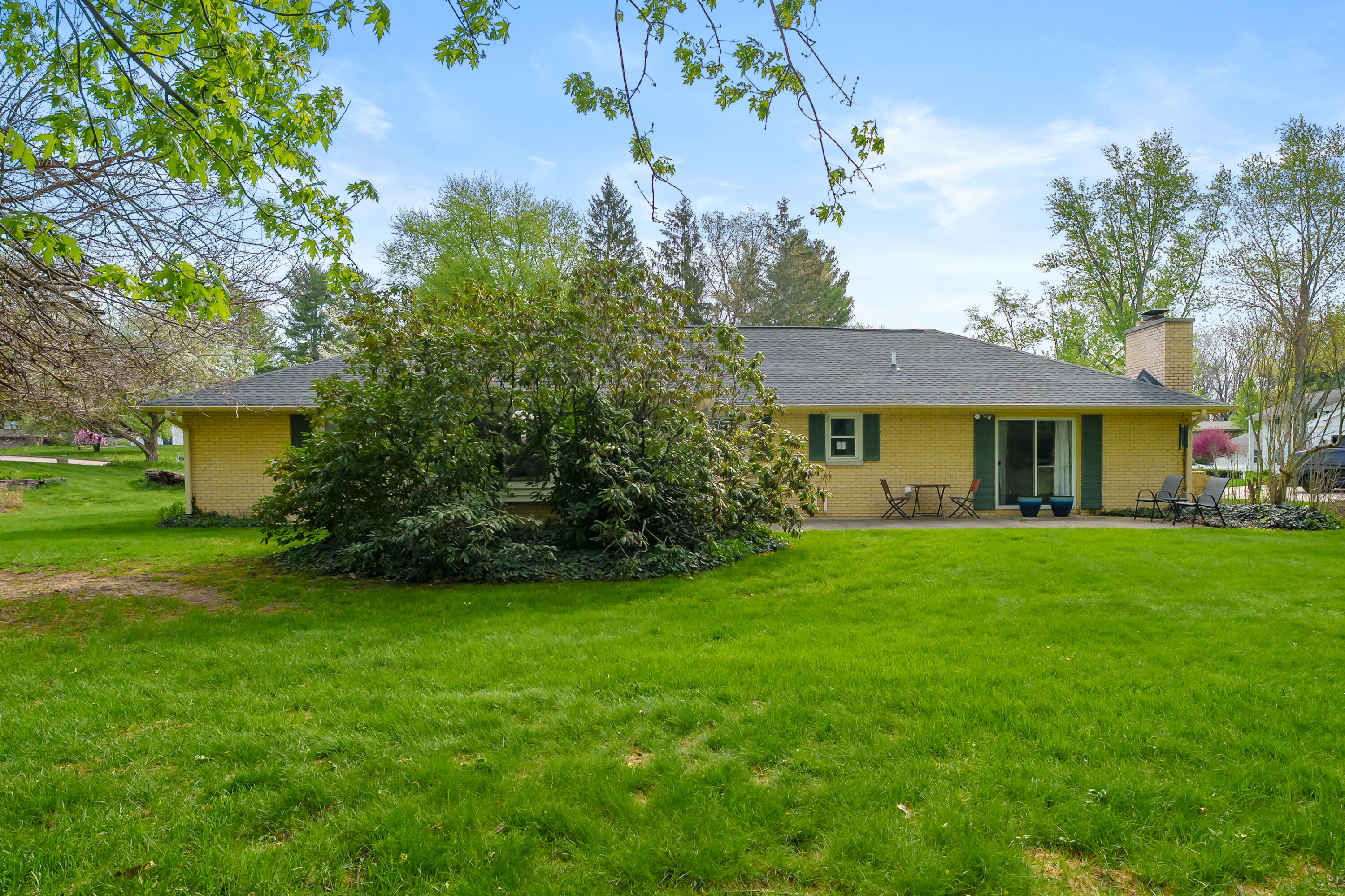 7702 Hunters Ridge Drive Kalamazoo, MI 49009 - Photo 31 of 36 Hunters Ridge Dr 7702 Kalamazoo 49009-31
