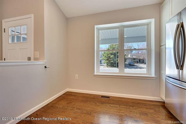 139 Jennings Road Manahawkin, NJ 08050 - Photo 11 of 43 11