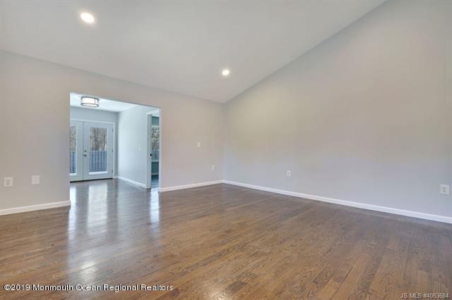 139 Jennings Road Manahawkin, NJ 08050 - Photo 17 of 43 17