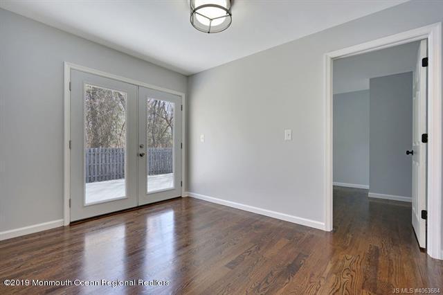 139 Jennings Road Manahawkin, NJ 08050 - Photo 19 of 43 19
