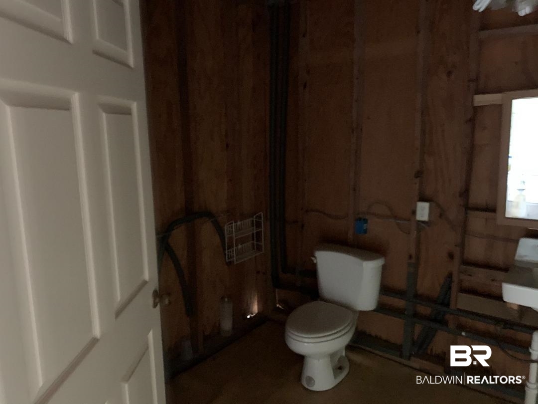 9587 John Hall Lane Foley, AL 36535 - Photo 17 of 19 Garage/Shop Bathroom