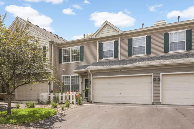 $278,000 | 12175 Vermillion Street Northeast, Unit G, Blaine, MN 55449