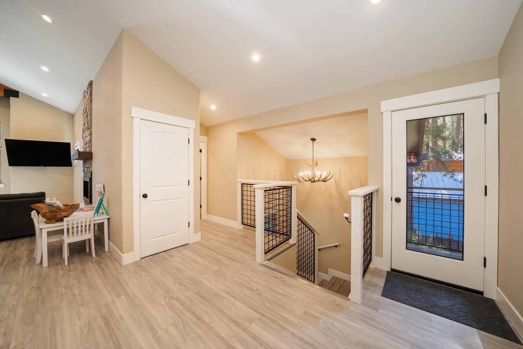 8666 Brook Avenue Kings Beach, CA 96143 - Photo 15 of 21 a view of a livingroom with furniture and wooden floor