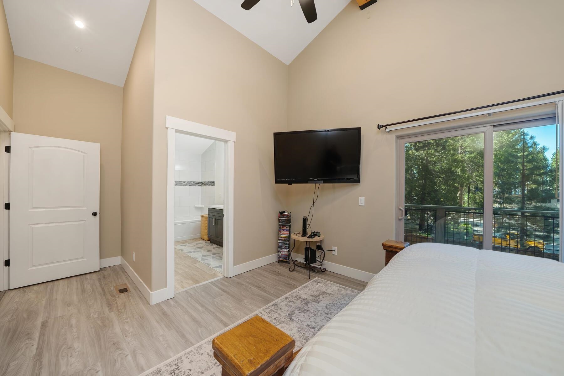 8666 Brook Avenue Kings Beach, CA 96143 - Photo 6 of 21 a view of a livingroom with furniture and a flat screen tv