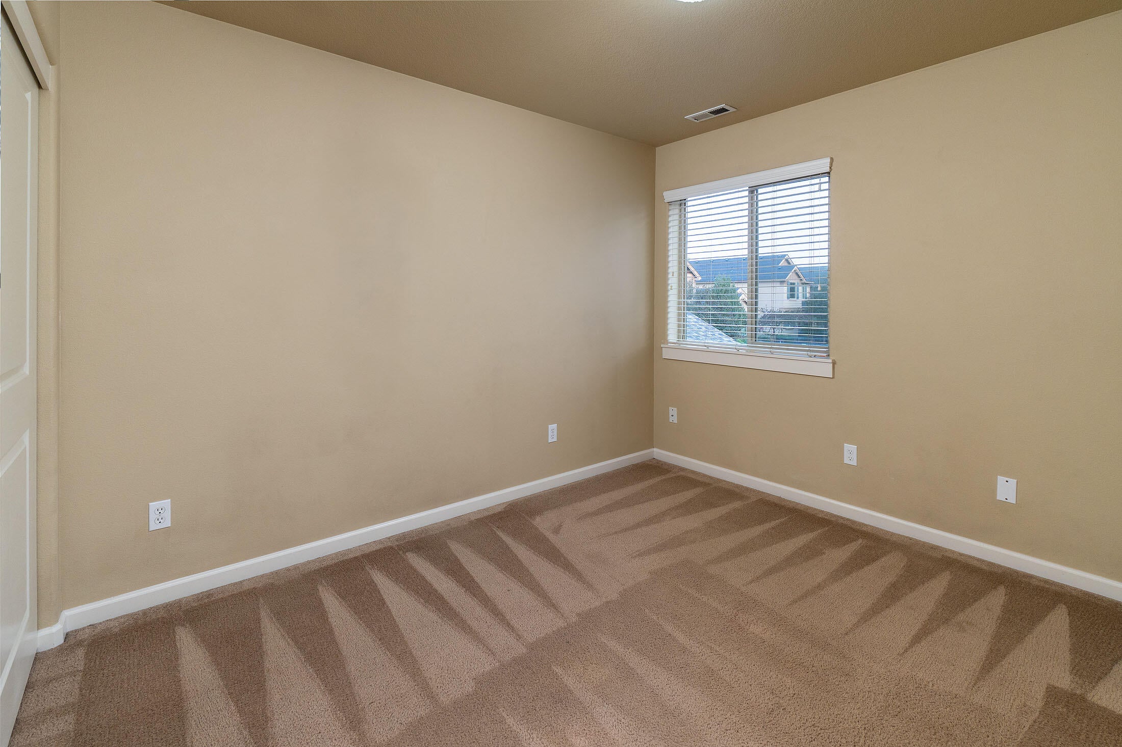 2822 Northwest Elm Avenue Redmond, OR 97756 - Photo 16 of 29 2822 NW Elm Ave_0057 copy