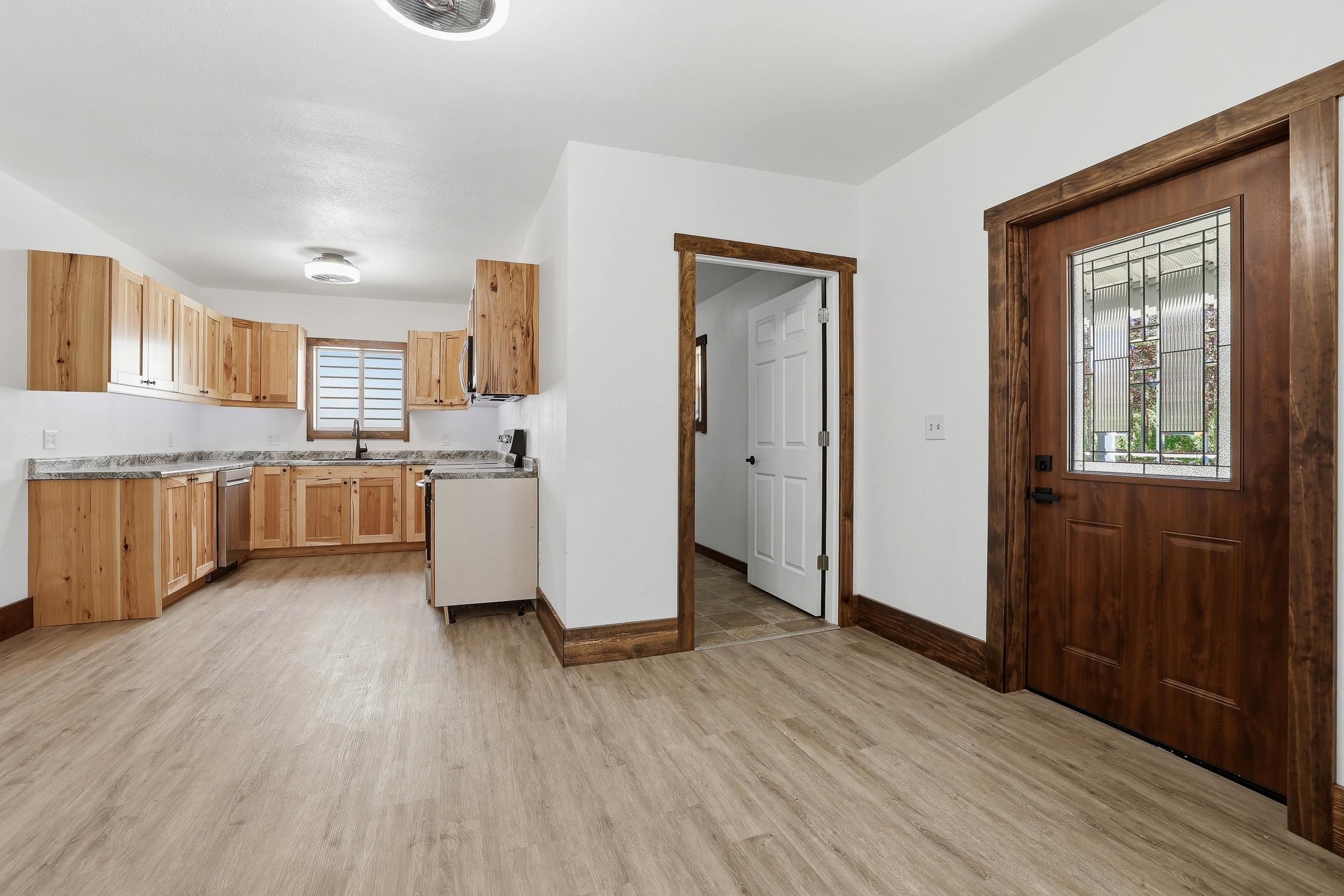 310 North Maple Avenue Marshfield, WI 54449 - Photo 6 of 45