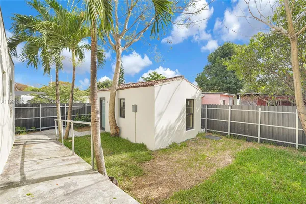 $1,195,000 | 4721 Northwest 6th Avenue, Miami, FL 33127