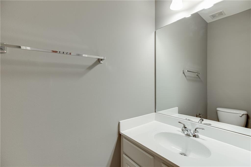 2801 Loftview Square Atlanta, GA 30339 - Photo 8 of 38