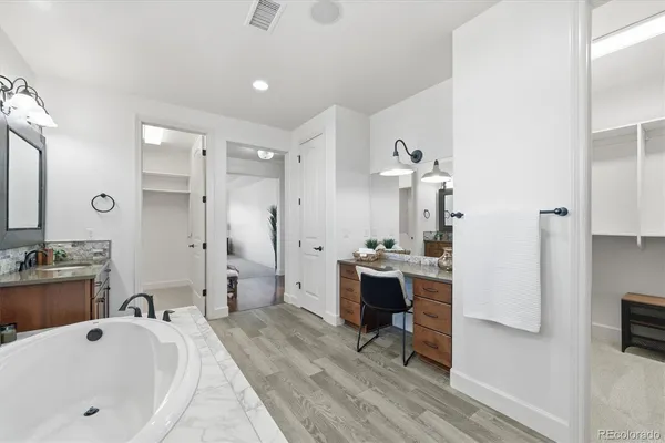 $1,250,000 | 10640 Star Thistle Court, Highlands Ranch, CO 80126