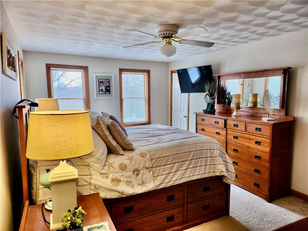 22 Ridgewood Drive Scituate, RI 02857 - Photo 38 of 49