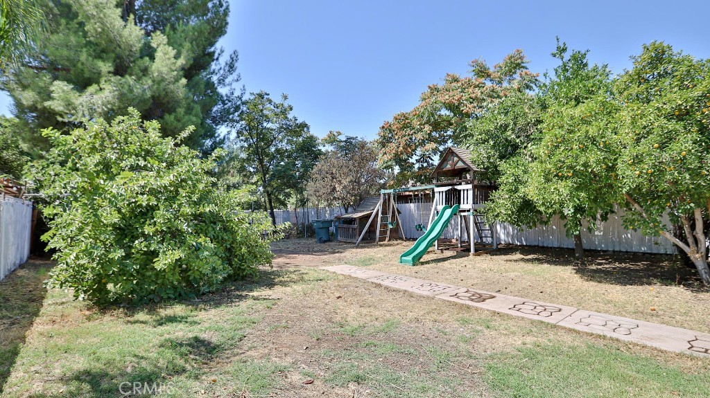 2810 11th Street Riverside, CA 92507 - Photo 16 of 19 a view of outdoor space with entertaining space