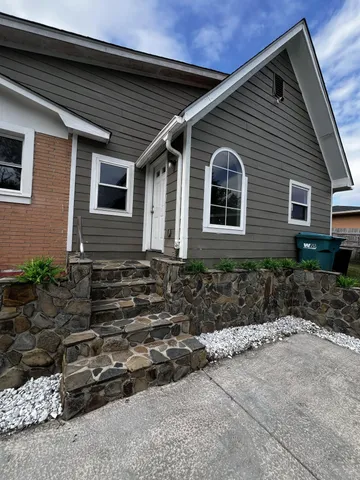 $330,000 | 3641 Lake Shore Drive, Martinez, GA 30907