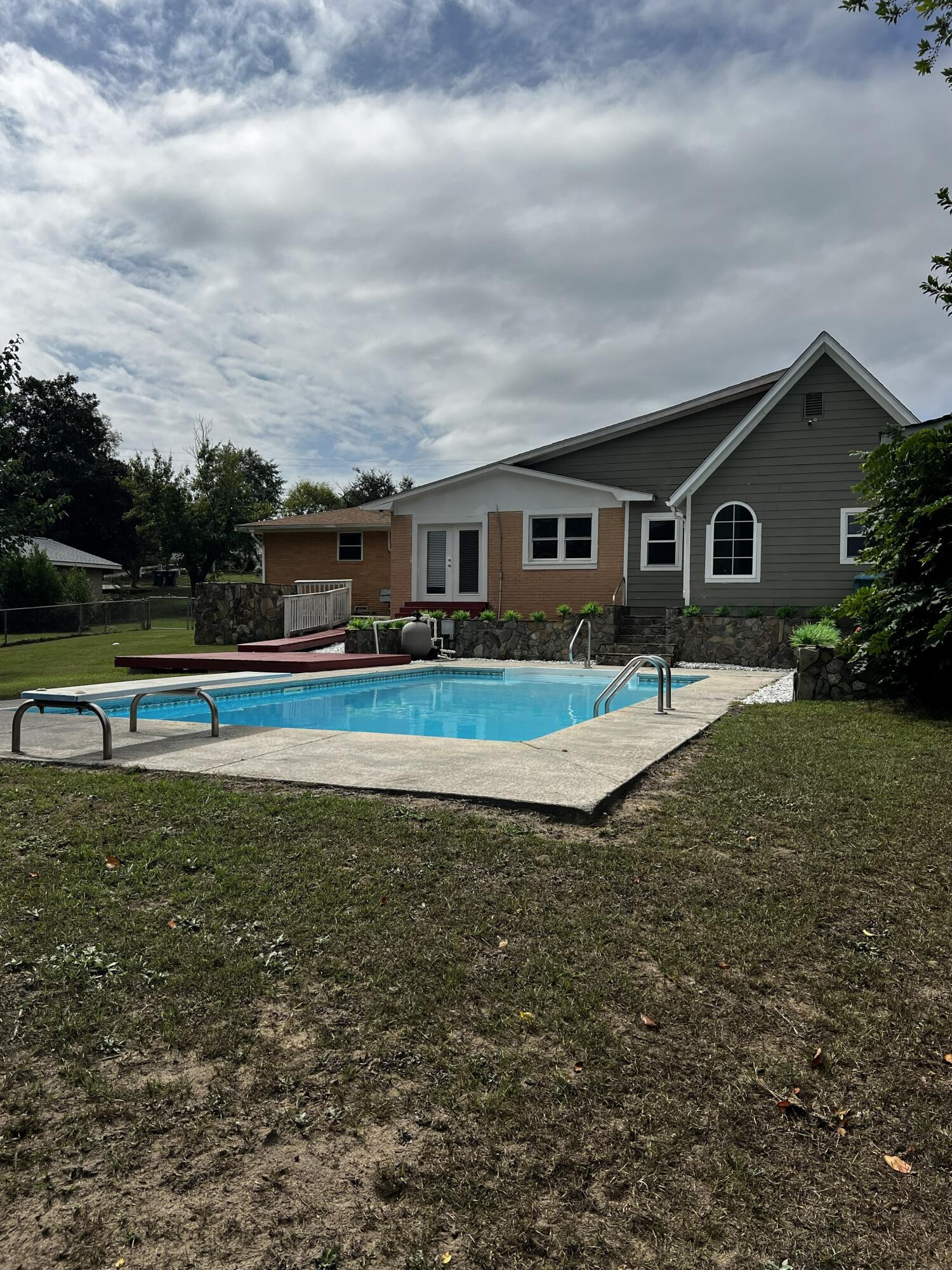 3641 Lake Shore Drive Martinez, GA 30907 - Photo 41 of 47 32 BACK REAR OF POOL LEFT SIDE