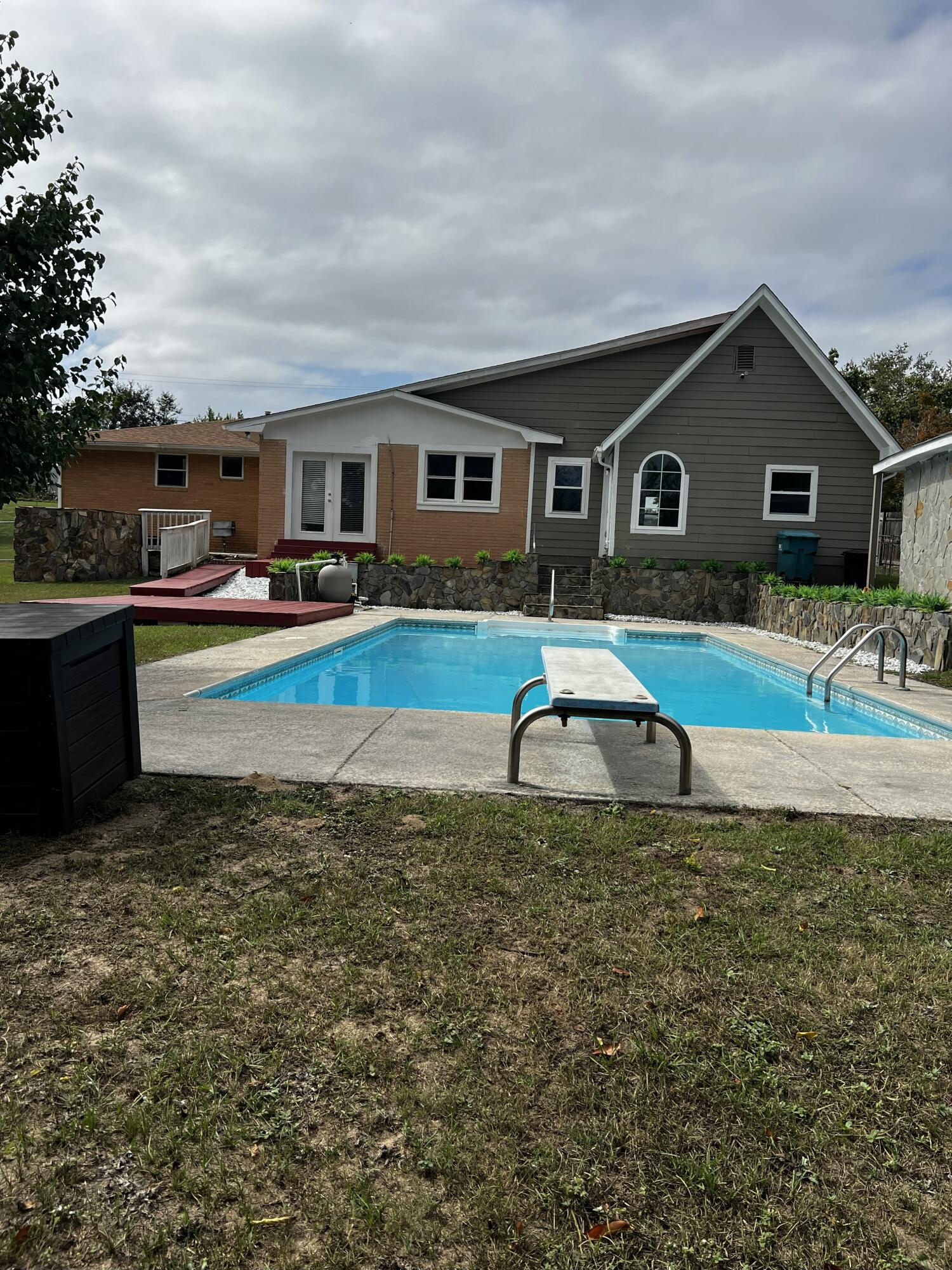 3641 Lake Shore Drive Martinez, GA 30907 - Photo 42 of 47 33 BACK REAR OF POOL