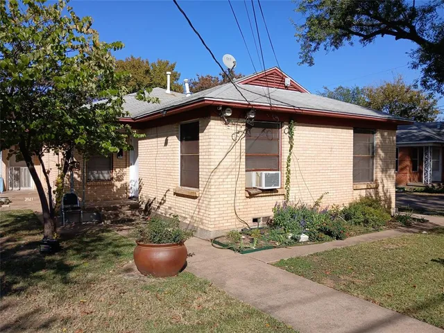 $1,200 | 3019 Avon Street, Unit 3019, Dallas, TX 75211