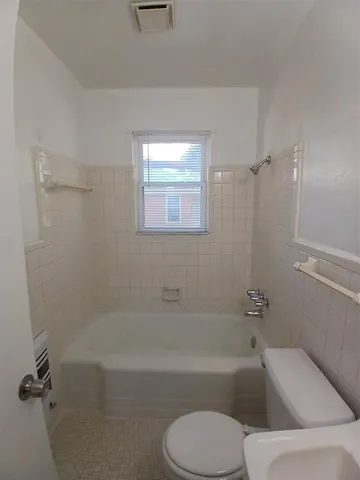 $1,200 | 3019 Avon Street, Unit 3019, Dallas, TX 75211