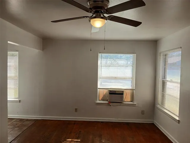 $1,200 | 3019 Avon Street, Unit 3019, Dallas, TX 75211