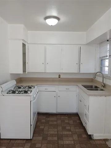 $1,200 | 3019 Avon Street, Unit 3019, Dallas, TX 75211