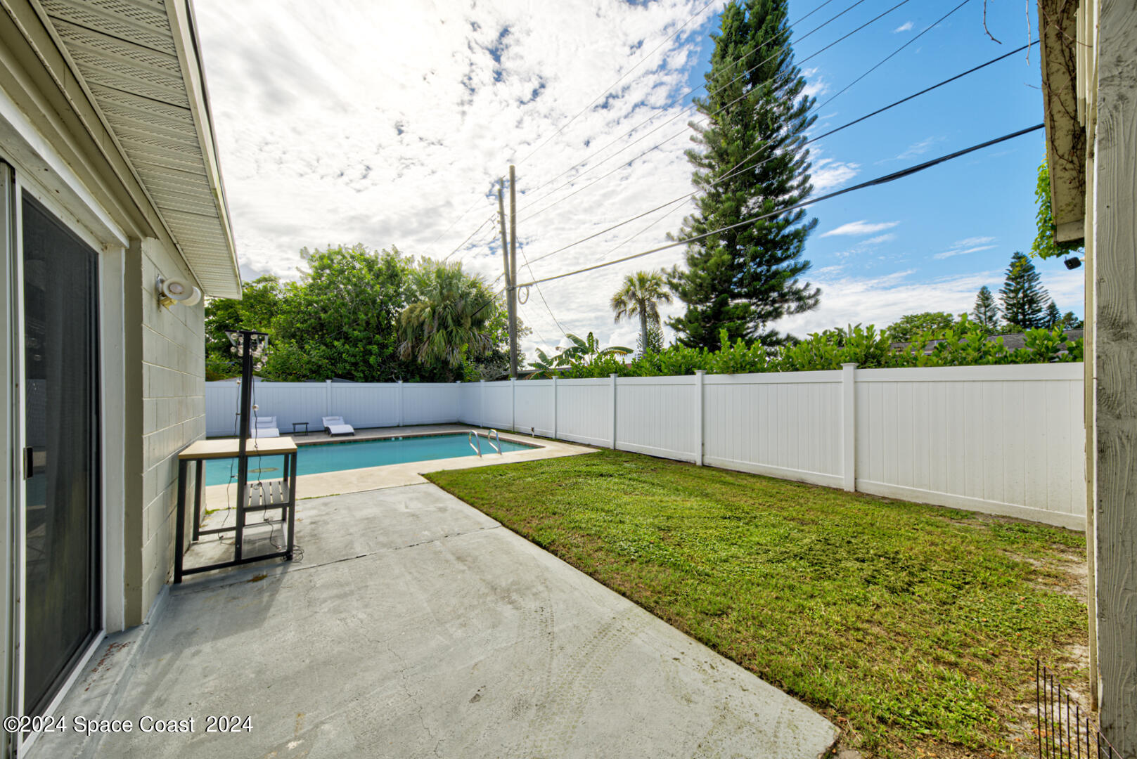 1025 Illinois Road Cocoa, FL 32927 - Photo 30 of 38 backyard