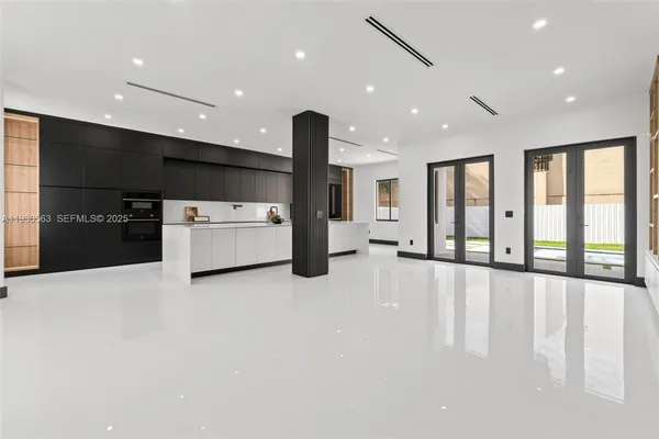 a view of a hallway with closet