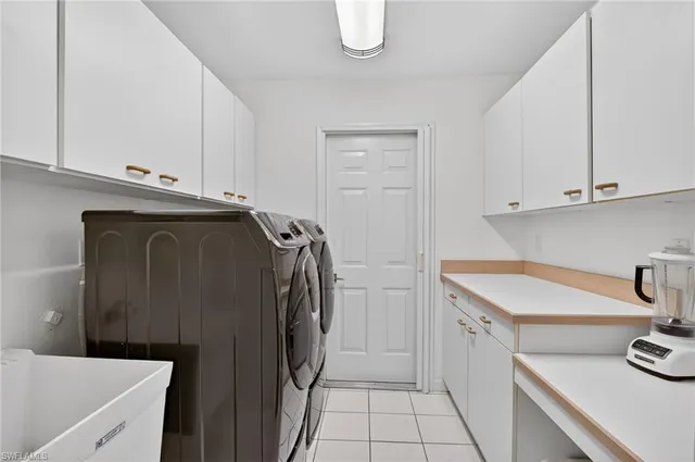 $999,000 | 2248 Prince Lane, Naples, FL 34112