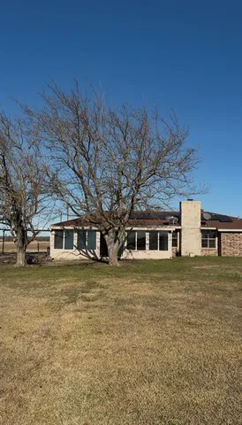 $2,500 | 3048 State Highway 171, Cleburne, TX 76031