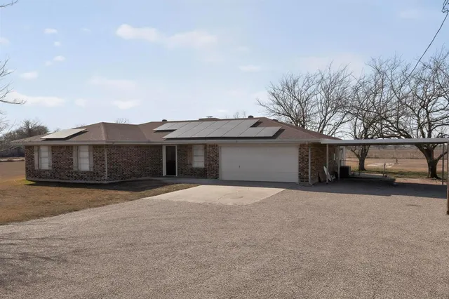 $2,500 | 3048 State Highway 171, Cleburne, TX 76031