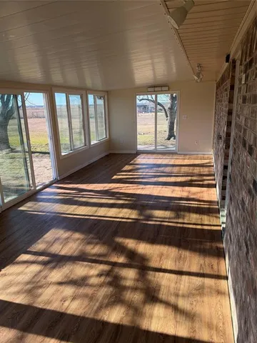 $2,500 | 3048 State Highway 171, Cleburne, TX 76031