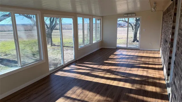 $2,500 | 3048 State Highway 171, Cleburne, TX 76031