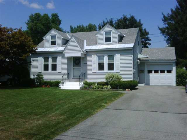 2913 Windermere Road Schenectady, NY 12304 - Photo 1 of 9 Photo 1