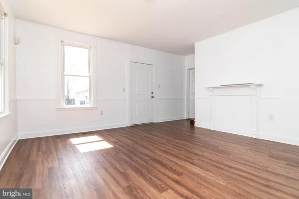 $350,000 | 235 West 10th Street, Laurel, DE 19956