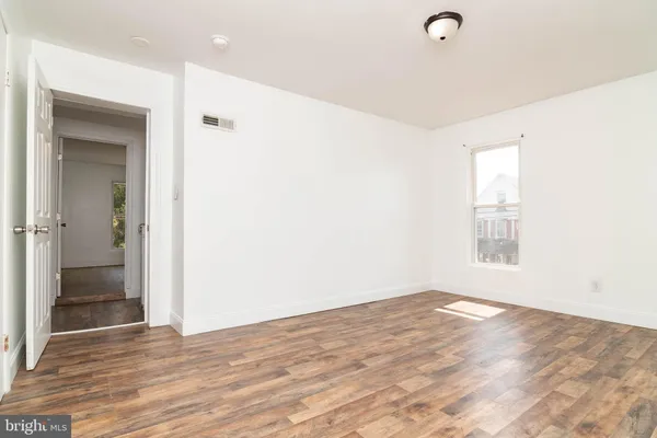 $350,000 | 235 West 10th Street, Laurel, DE 19956