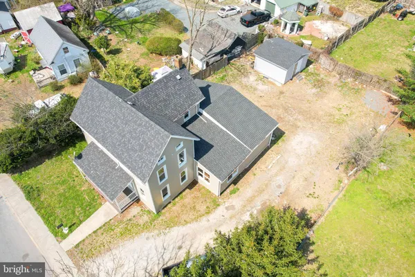 $350,000 | 235 West 10th Street, Laurel, DE 19956