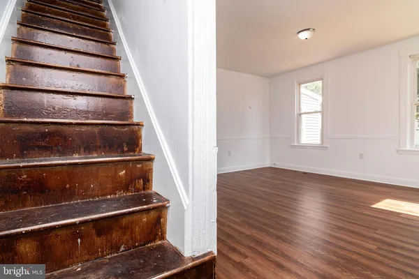 $350,000 | 235 West 10th Street, Laurel, DE 19956