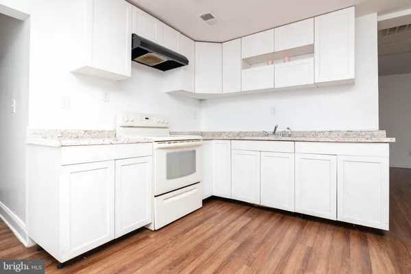 $350,000 | 235 West 10th Street, Laurel, DE 19956