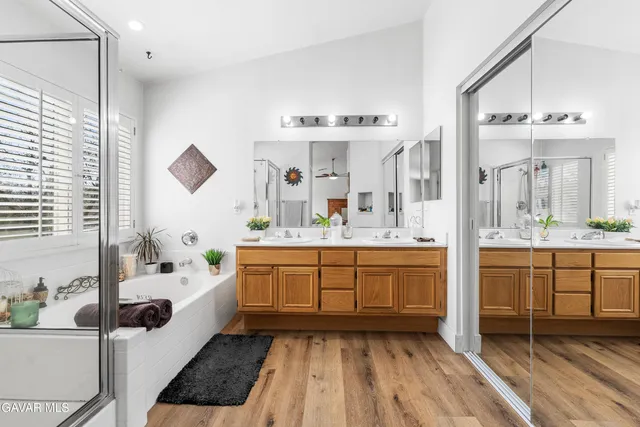 $569,999 | 5522 Lighthouse Lane, Palmdale, CA 93552