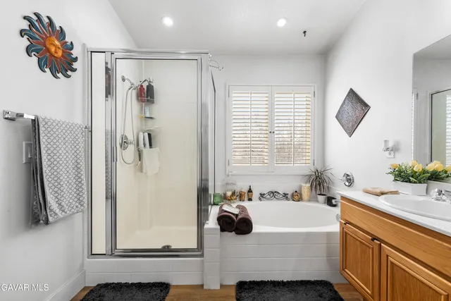 $569,999 | 5522 Lighthouse Lane, Palmdale, CA 93552