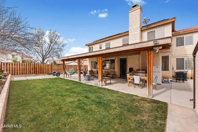 $569,999 | 5522 Lighthouse Lane, Palmdale, CA 93552