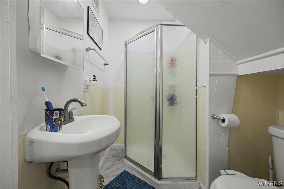 41 Hamilton Street Buffalo, NY 14207 - Photo 14 of 32