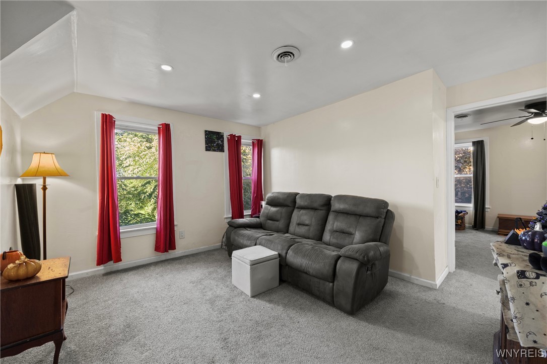 41 Hamilton Street Buffalo, NY 14207 - Photo 17 of 32