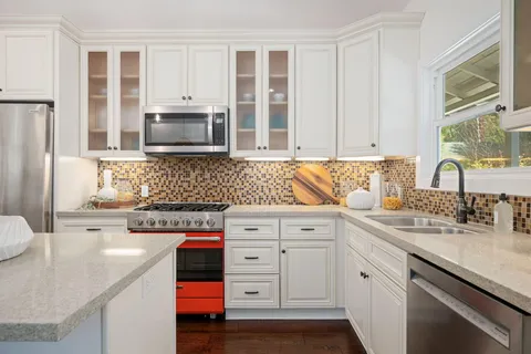 $2,400,000 | 420 Paseo Del Descanso, Santa Barbara, CA 93105