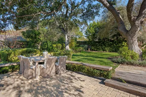 $2,400,000 | 420 Paseo Del Descanso, Santa Barbara, CA 93105