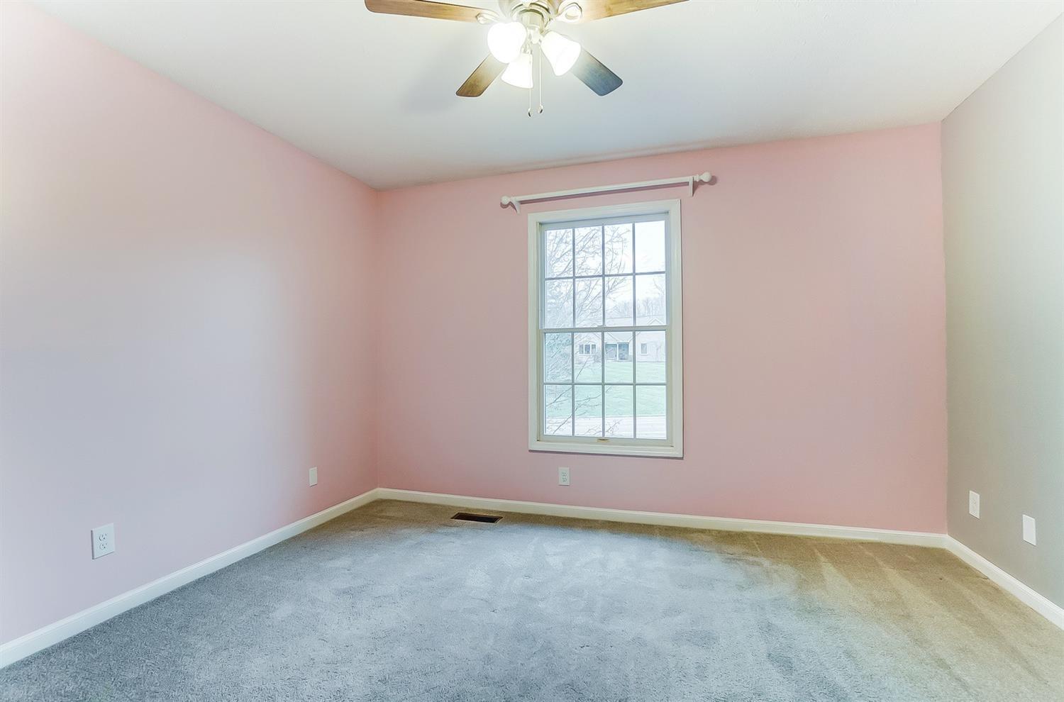8290 Wuest Road Cincinnati, OH 45247 - Photo 27 of 48 Gallery Image 27