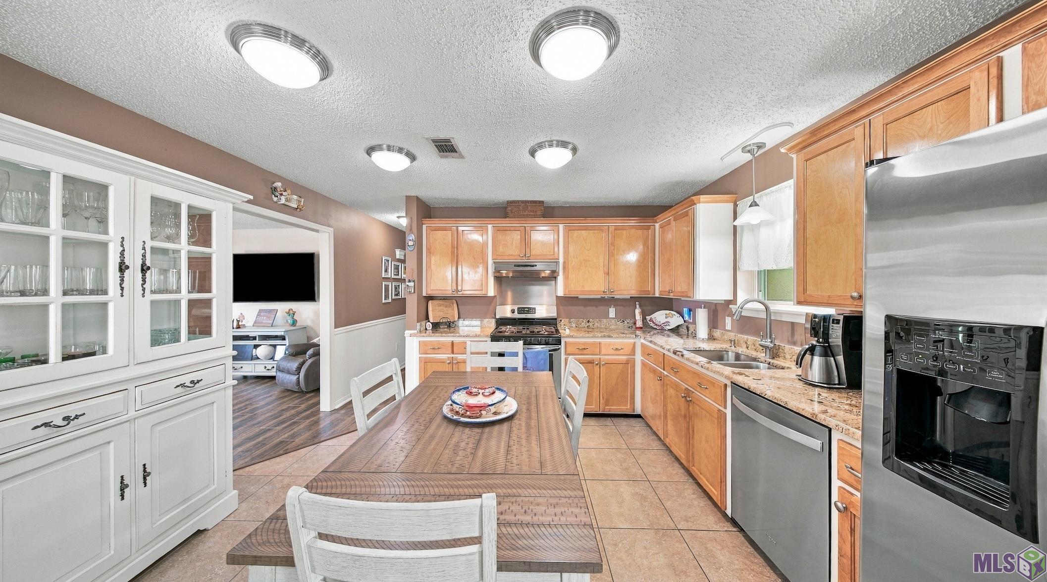 11271 Triche Road Gonzales, LA 70737 - Photo 5 of 27 Gallery Image 5